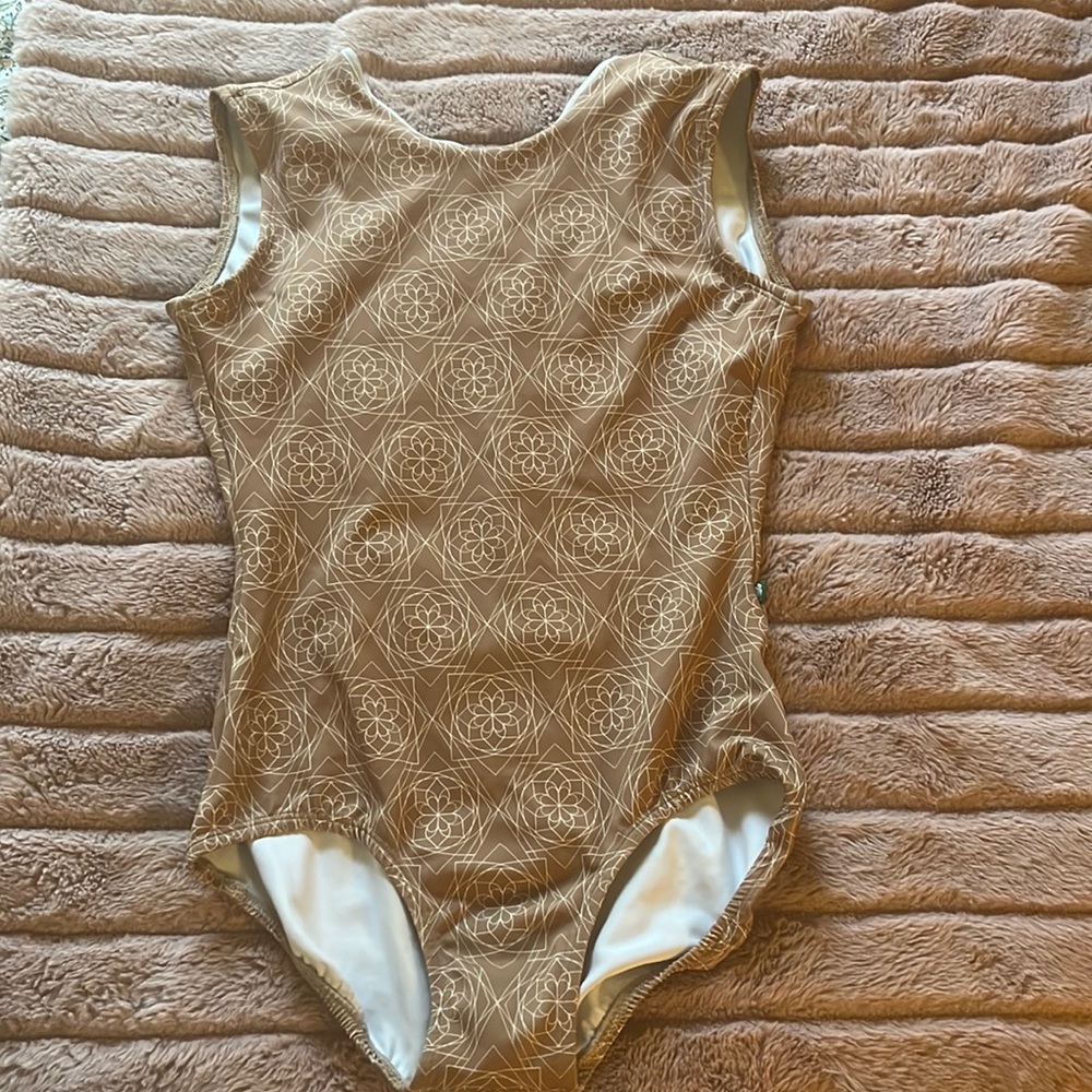 Lucky Leo Leotard Adult Medium